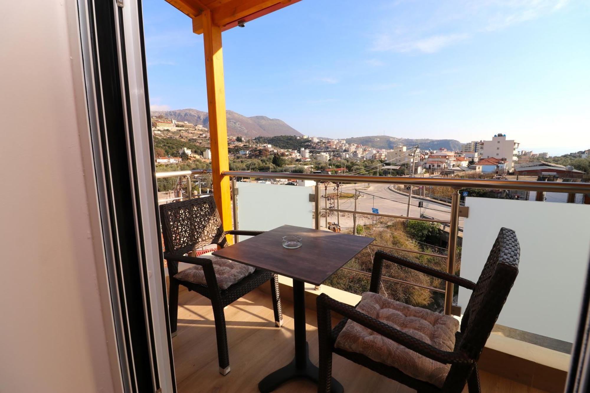 Fegi Rooms Himare Exterior photo