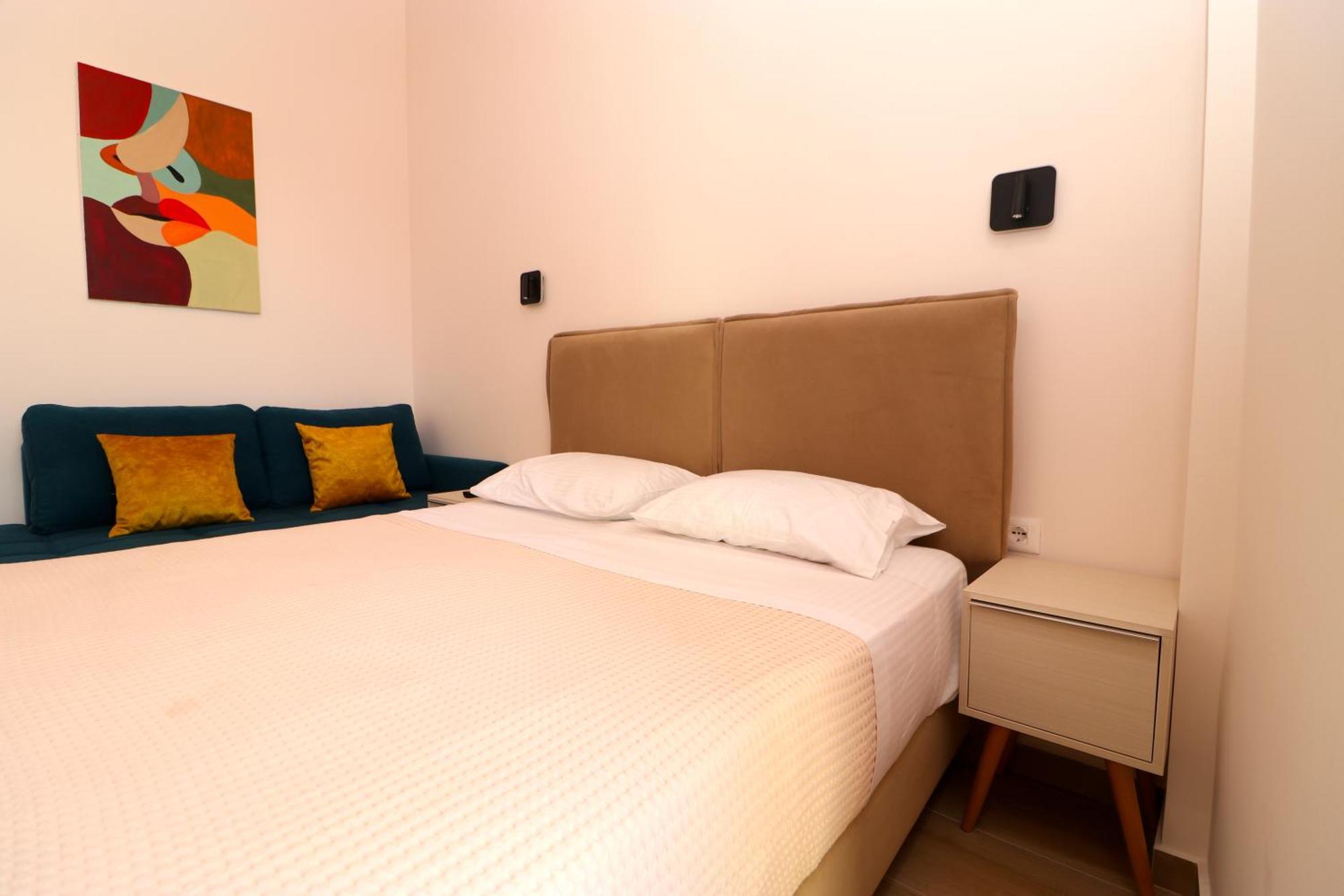Fegi Rooms Himare Exterior photo